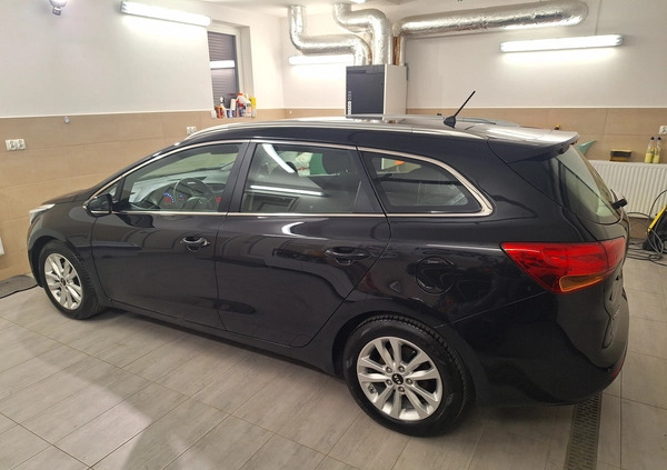 Kia Ceed cena 36900 przebieg: 153000, rok produkcji 2013 z Tomaszów Lubelski małe 436